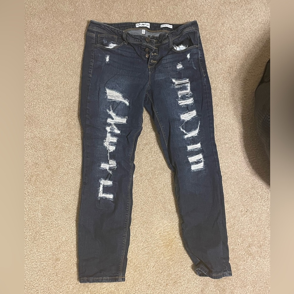 distressed black daisy relaxed skinny jeans